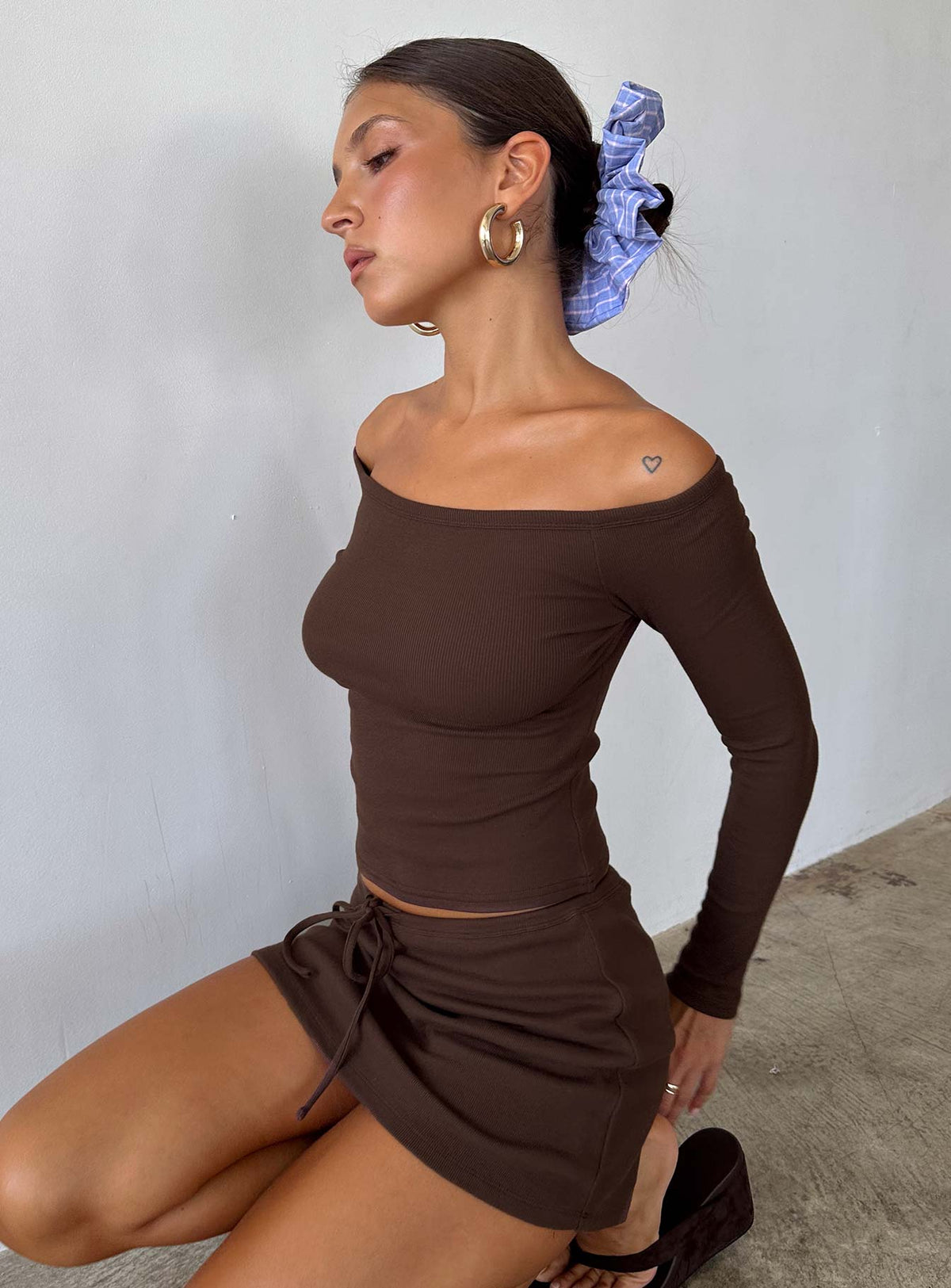 Baseline Off Shoulder Top Brown