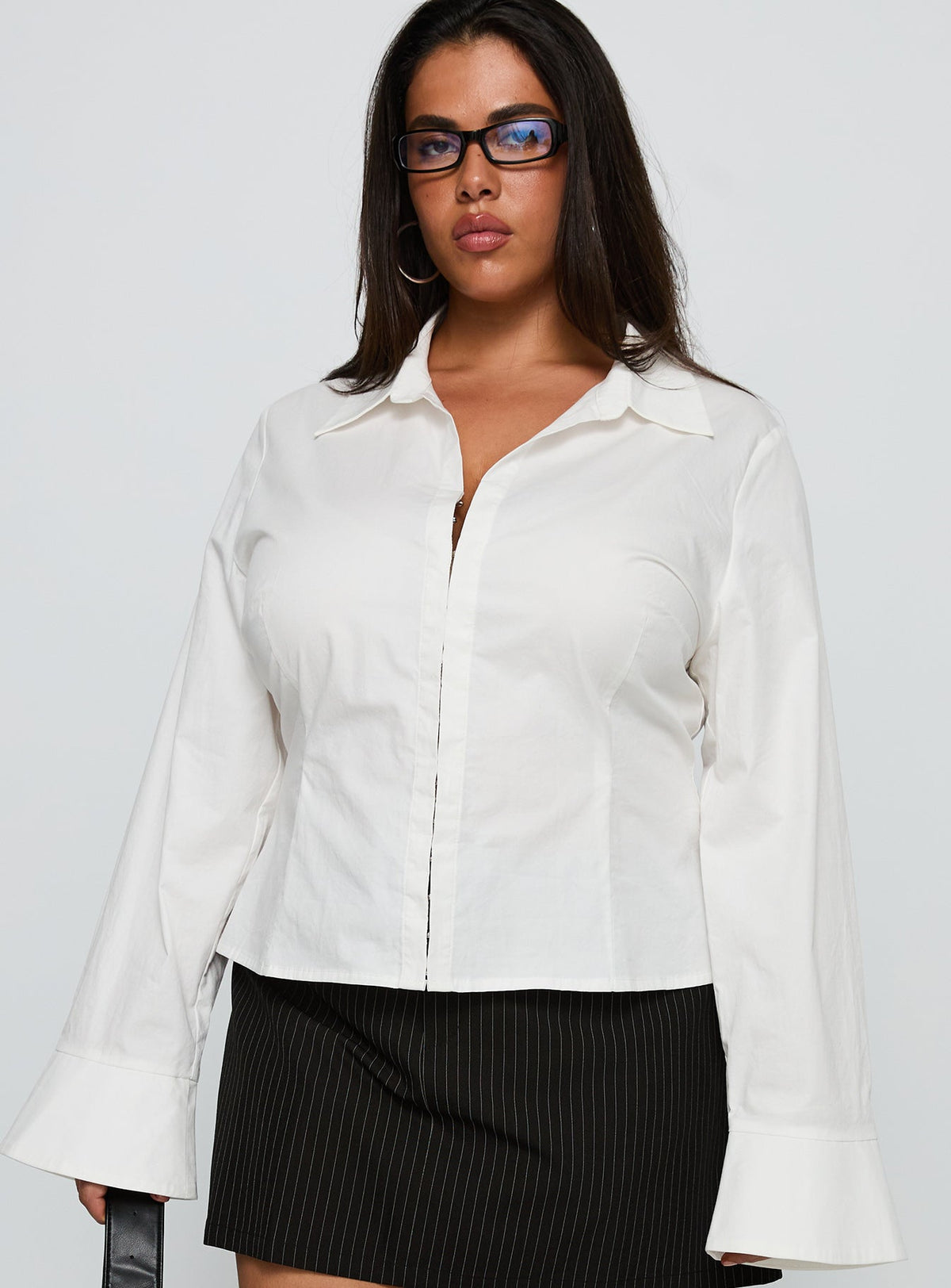 By The Phone Long Sleeve Collared Top White Curve