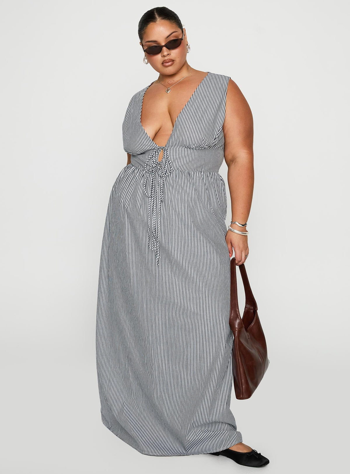 Pokey Maxi Dress Black / White Stripe Curve