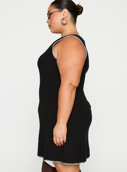 Carlisha Knit Mini Dress Black / White Curve
