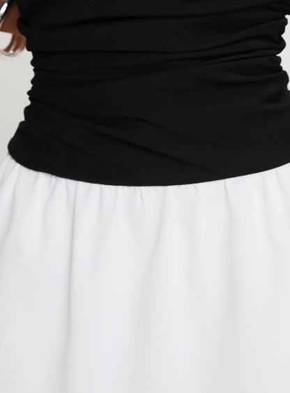 First Impressions Strapless Mini Dress Black / White