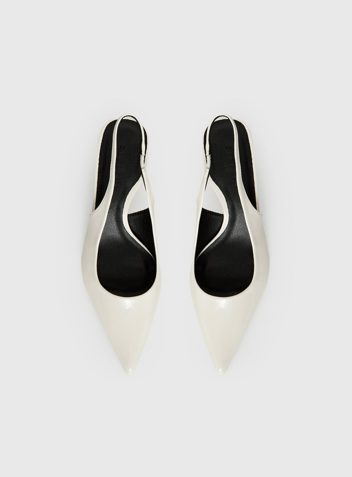 Billini Ayla Pointed Toe Heels Bone