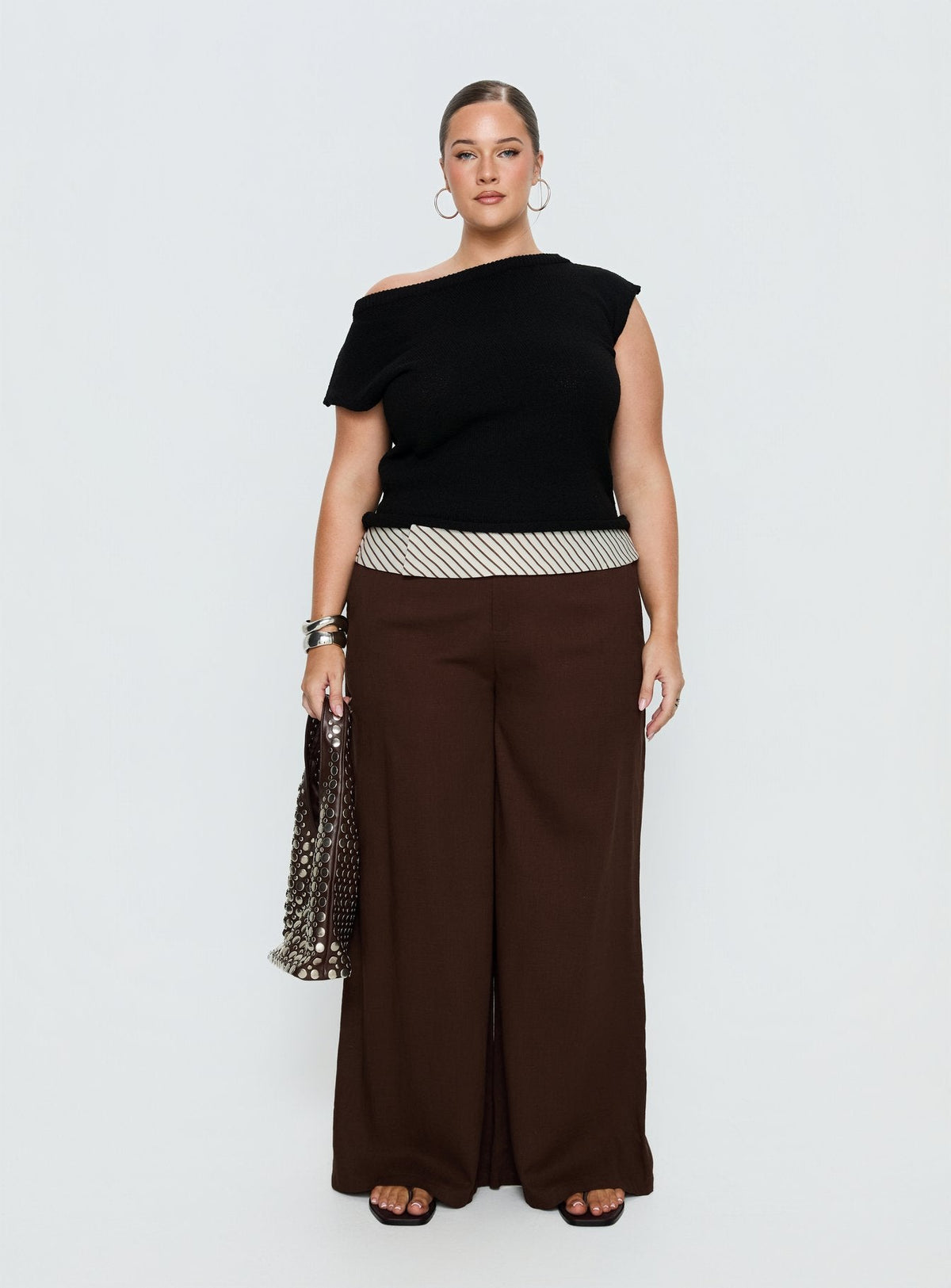 Ashfield Off Shoulder Top Black Curve