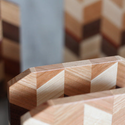 Checkered Napkin Holder image 4